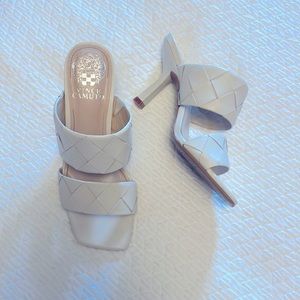 White Vince Camuto heeled slides. White, size 5.5 worn once.